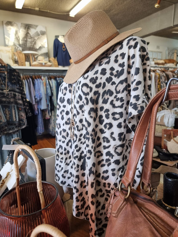 Leopard High Low Tee