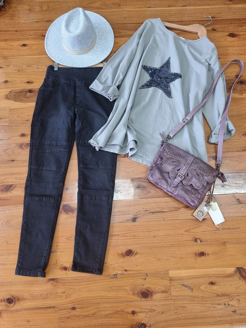 Black biker pull on Jeans